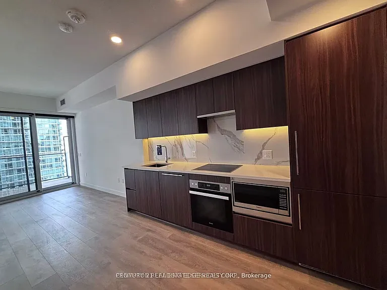3 Concord Cityplace Way #2506 — Photo 1