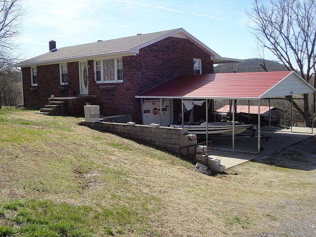 1st image of 319 Horseshoe Bend Ln