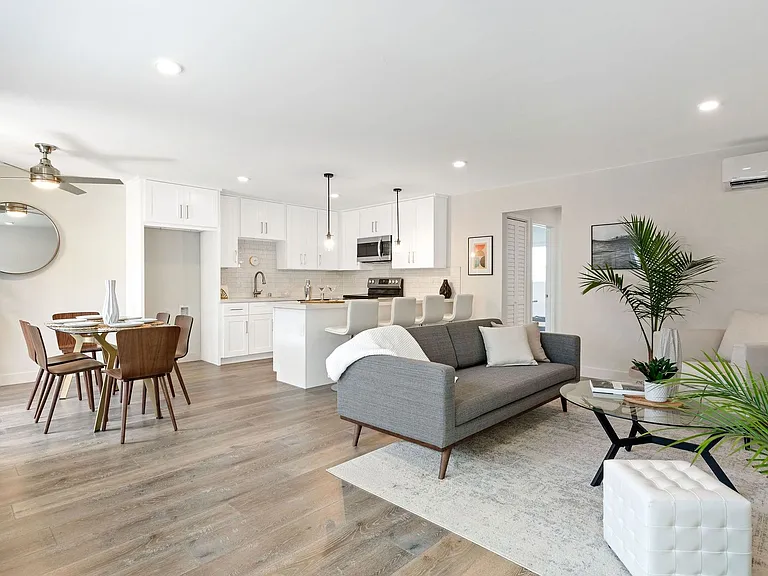 3450 Emerald (312 Calle Miramar LLC) — Photo 28