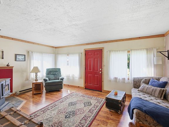 4th image of 82661 Minnick Rd