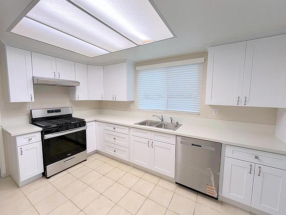 5th image of 1311 Longview Dr