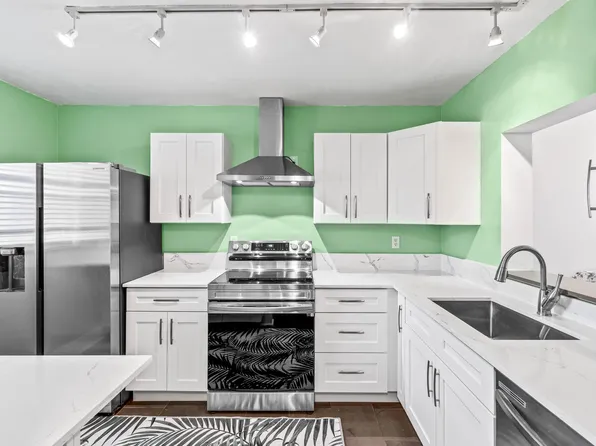 2825 SW 22nd Avenue #1040, Delray Beach, FL 33445
