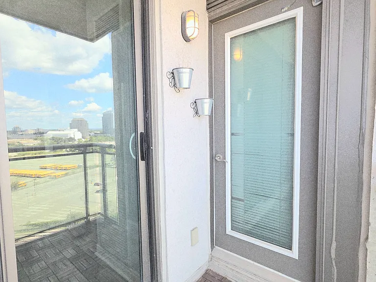 88 Grangeway Ave #1506 — Photo 38