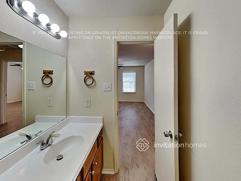13001 Fencerow Rd — Photo 21