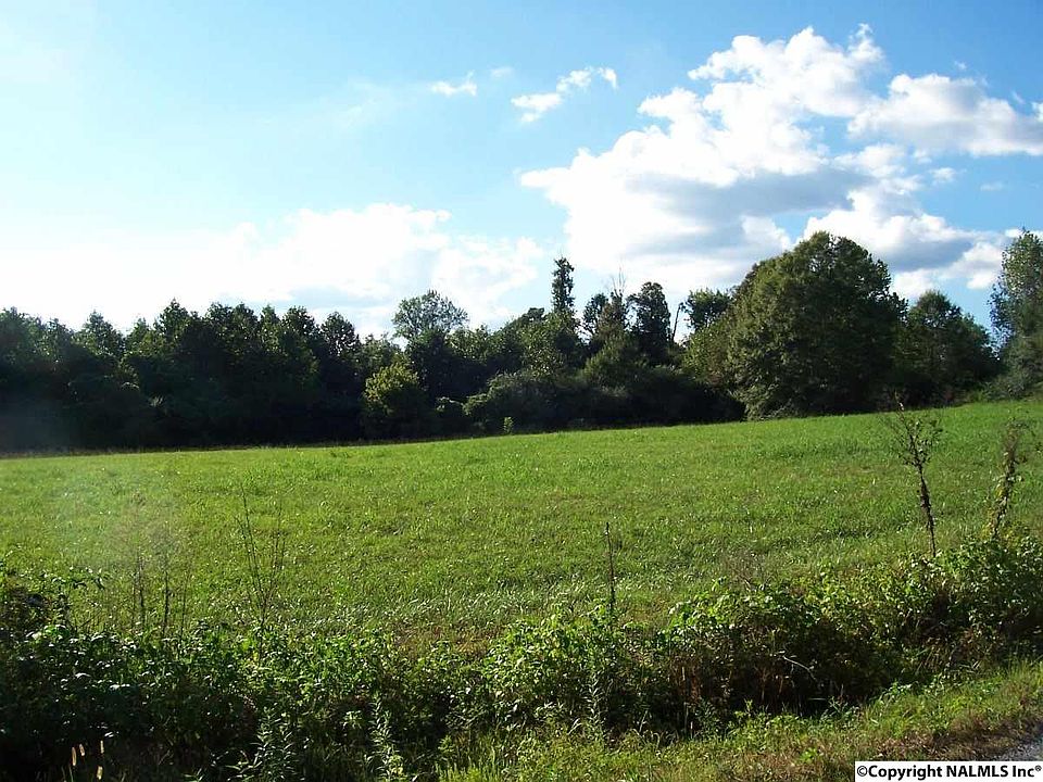 2nd image of 151 County Rd