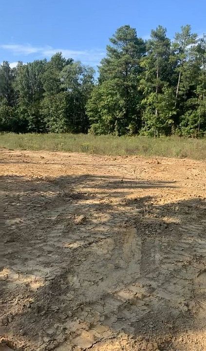 2nd image of 15618 Brick Rd