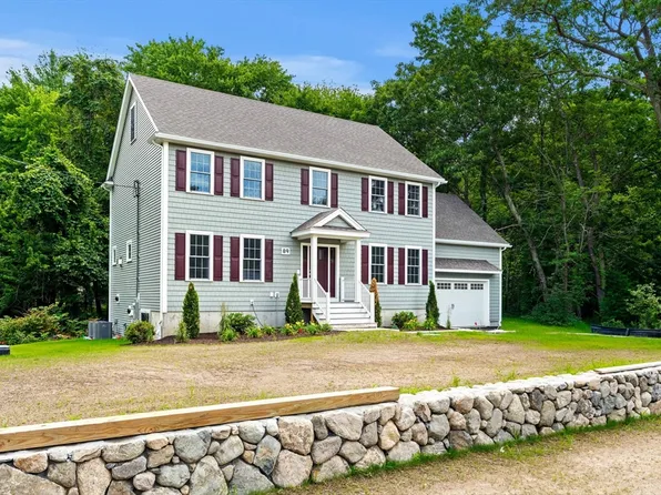89 Central St, North Reading, MA 01864