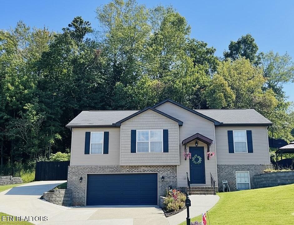 1st image of 7819 Elkton Ln