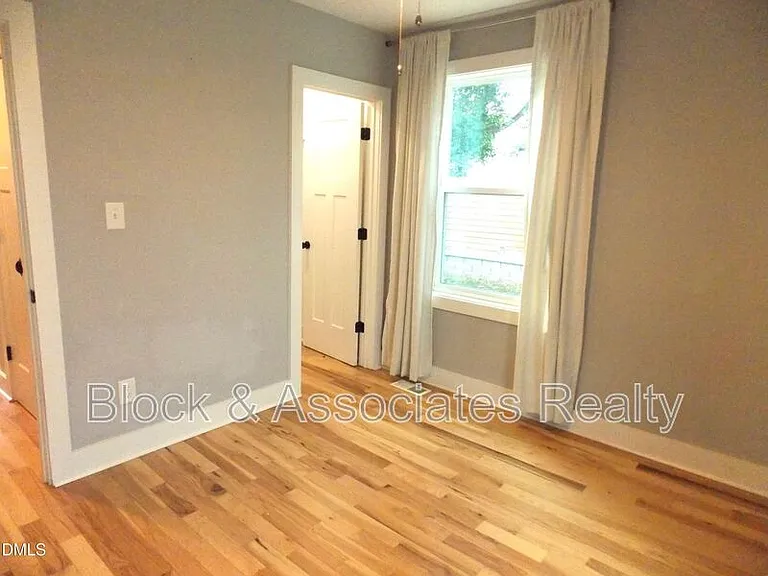202 Lincoln Ct — Photo 13