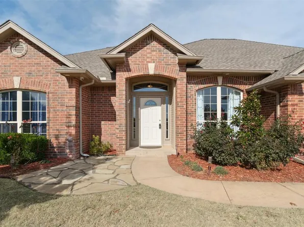 1855 Graces Cir, Edmond, OK 73025