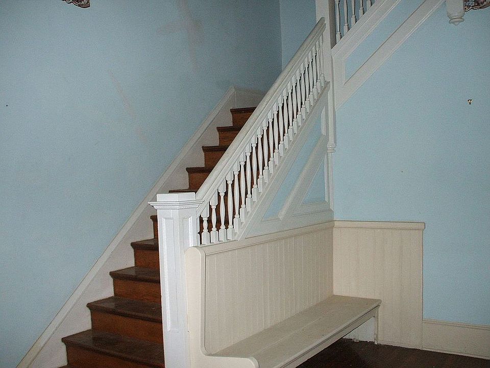 2nd image of 2553 Liberty Grove Rd