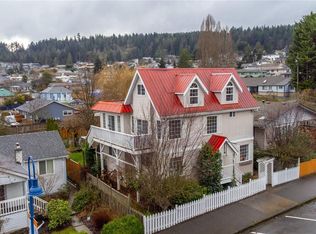 1560 Joan Ave, North Cowichan, BC V0R 1R0