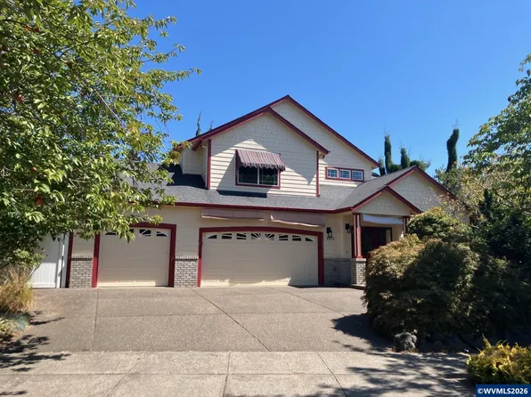 4374 Log Dr NE, Salem, OR 97305