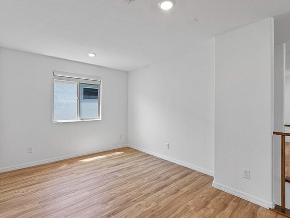 3rd image of 5937 W Frias Ave