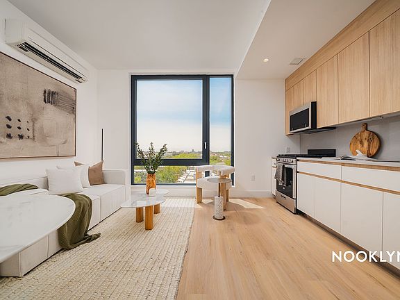 4th image of 393 Weirfield St #1015