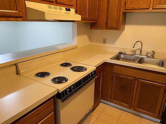 3rd image of 4731 Walma Ave SE APT 103