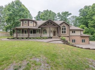 1721 Roan St N, Johnson City, TN 37604