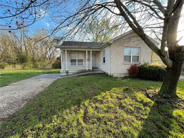 1130 Putnam St, Alton, IL 62002