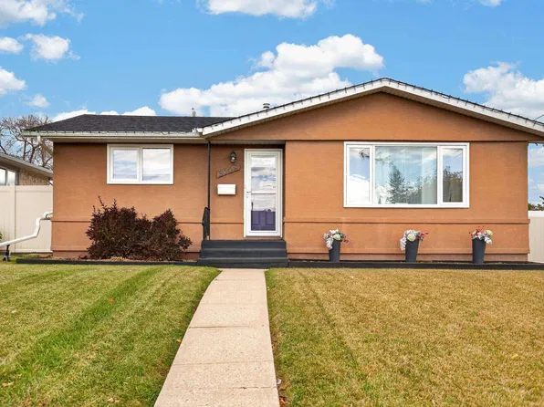 9108 132a Ave NW, Edmonton, AB T5E 1B5