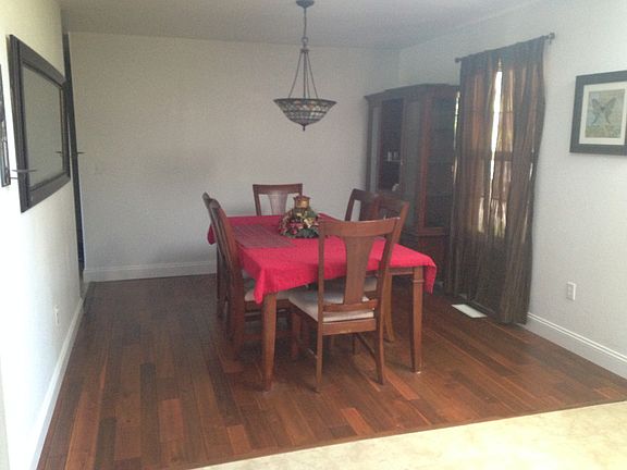 4th image of 7807 Mountain Aire Loop SE