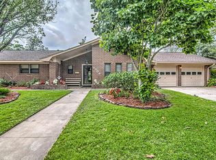 2304 French Pl, Baytown, TX 77520