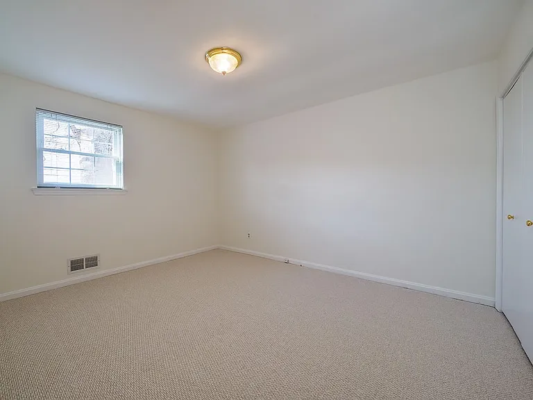2702 Navarre Dr — Photo 17