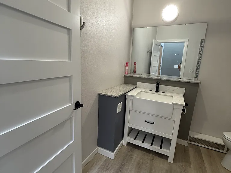 112 E Salem Ave #1 — Photo 18