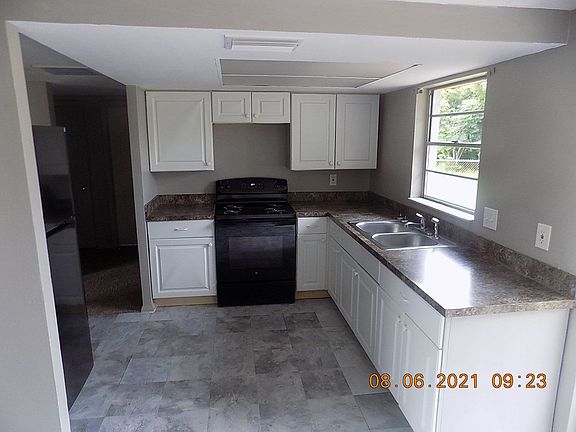 5th image of 7300 Country Club Dr