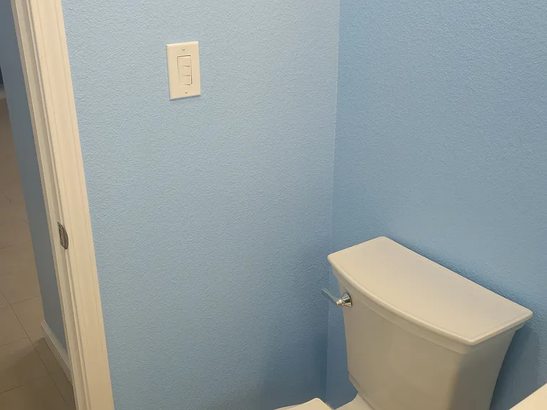 7531 Los Feliz Dr #A — Photo 9