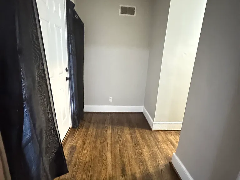 628 Eastern Ave — Photo 16