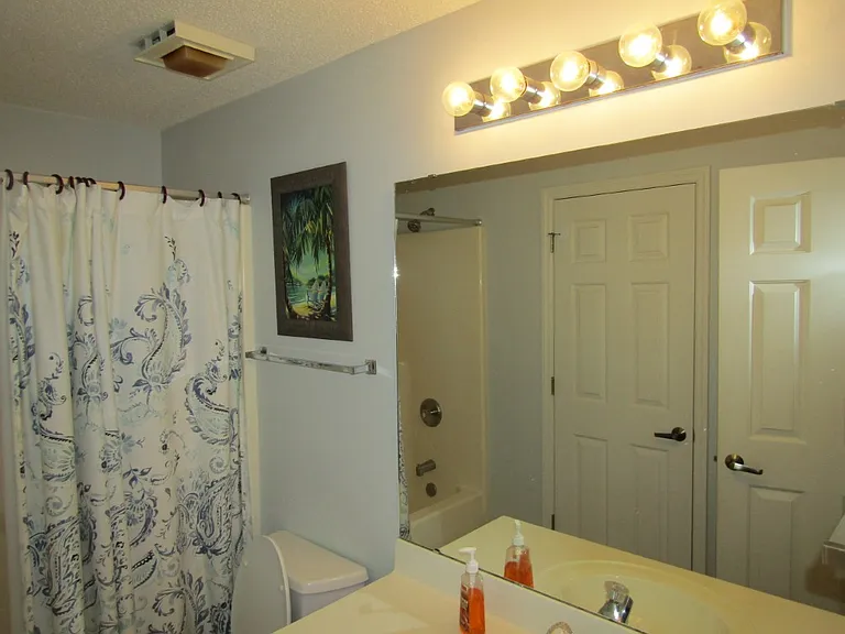 1221 Tidewater Dr #321 — Photo 24