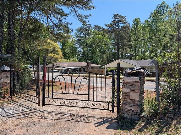 4th image of 6340 Pisgah Rd