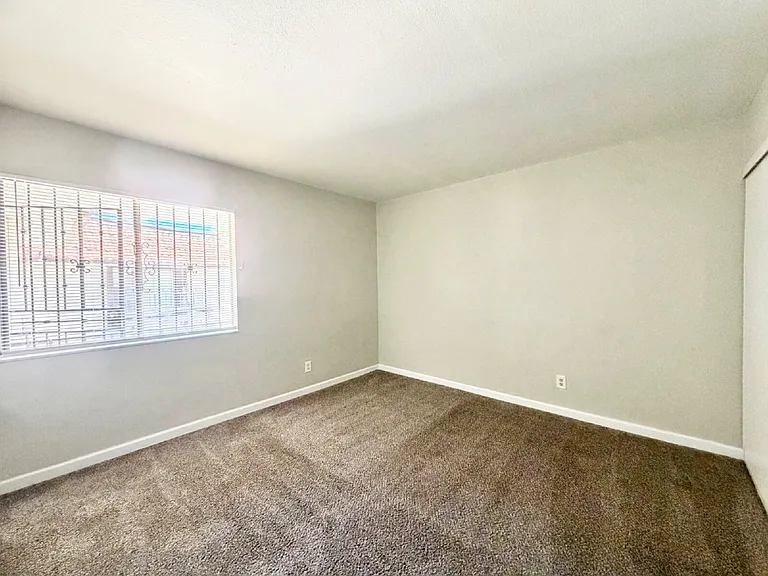 1405 Vegas Valley Dr #298 — Photo 19