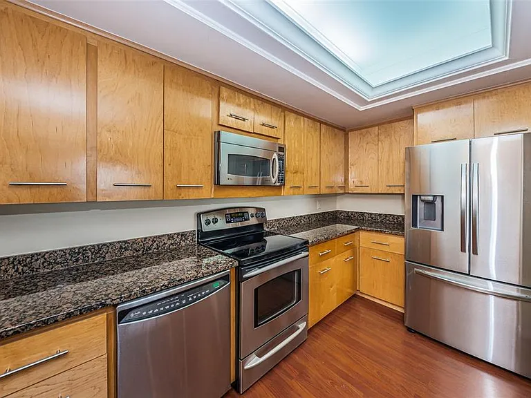 8 Belleview Blvd #601 — Photo 32
