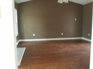 6961 Rockfish Rd, Fayetteville, NC 28306