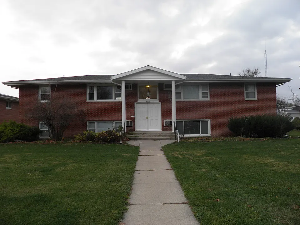 405 E Seminole St #2