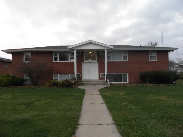 405 E Seminole St APT 2, Dwight, IL 60420