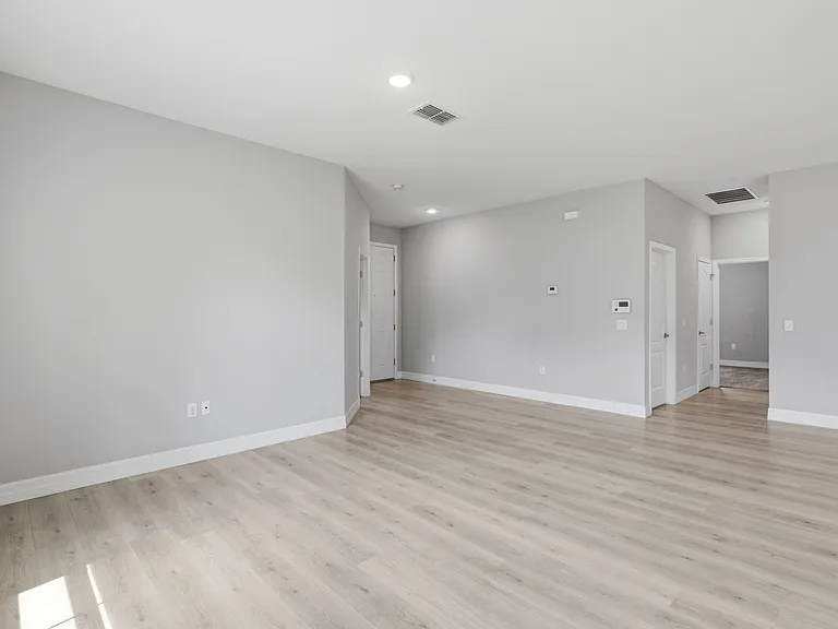 5574 SW 128th Pl — Photo 33