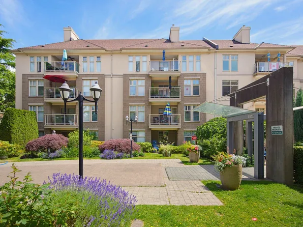 15350 19a Ave #312, Surrey, BC V4A 9W1