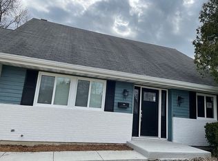 79 Faringdon Dr, Crystal Lake, IL 60014