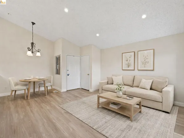 5425 Concord Blvd APT A4, Concord, CA 94520