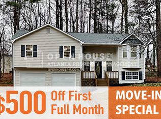 110 King Charles Rd, Dallas, GA 30157