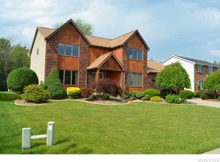 39 Hidden Trl, Lancaster, NY 14086