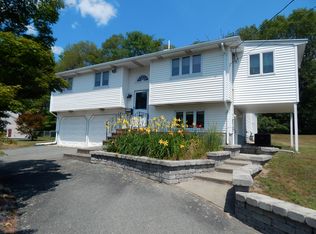 76 Candy Ln, Brockton, MA 02301
