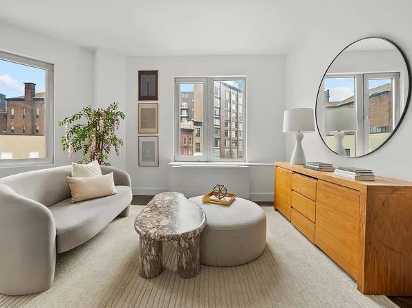 1050 Jackson Ave APT 3A, Long Island City, NY 11101