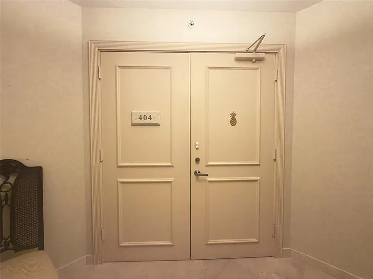 800 Ocean Dr #404 — Photo 24