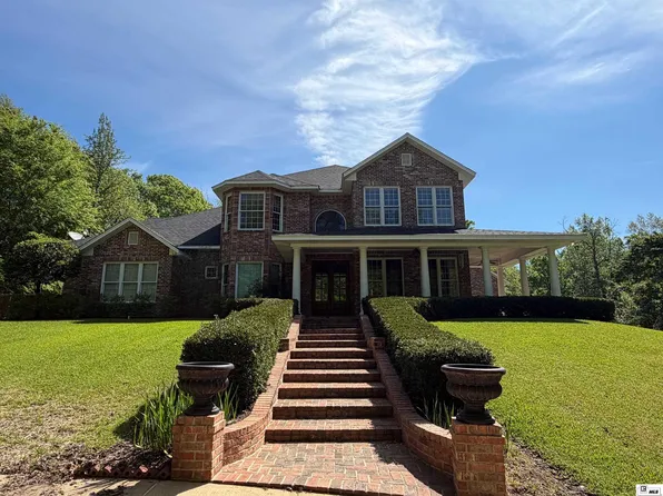 327 Jefferson Oaks Dr, Ruston, LA 71270