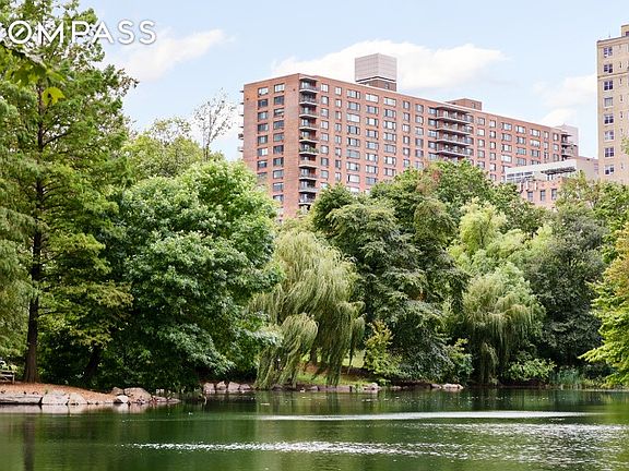 5th image of 400 Central Park W APT 5Y