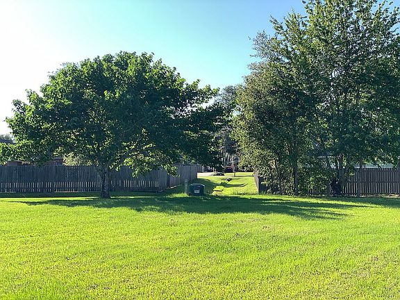 5th image of 105-A Ola Dr