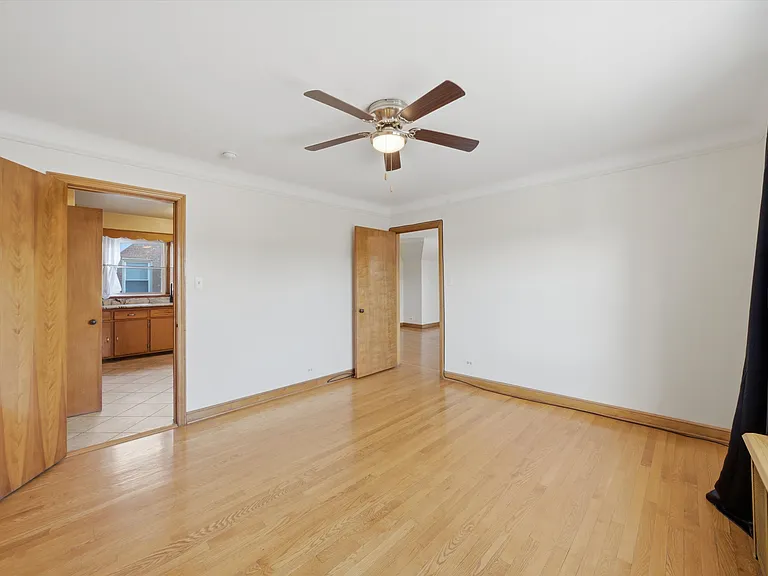 7058 S Fairfield Ave #2 — Photo 16